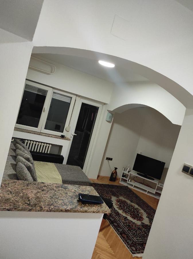 Apartamento Stan Centar Bitola Exterior foto