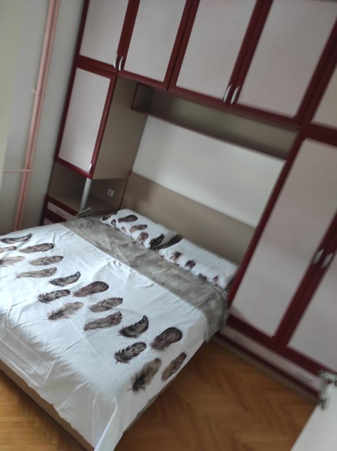Apartamento Stan Centar Bitola Exterior foto